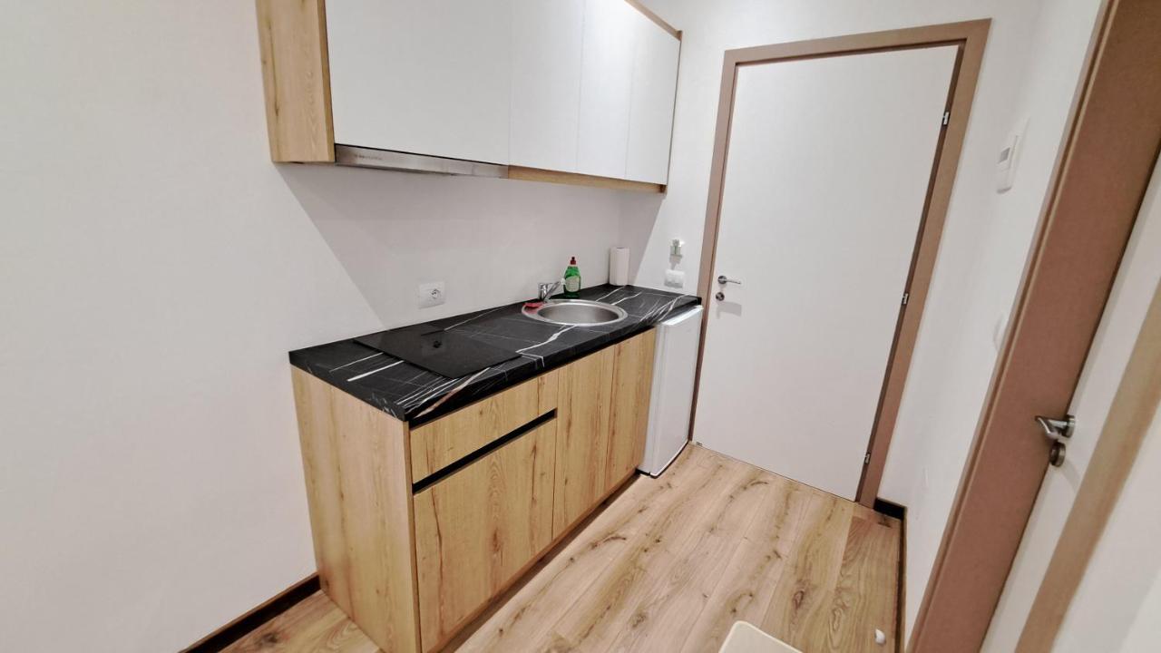 Apartaments Rraku Sarandë 외부 사진