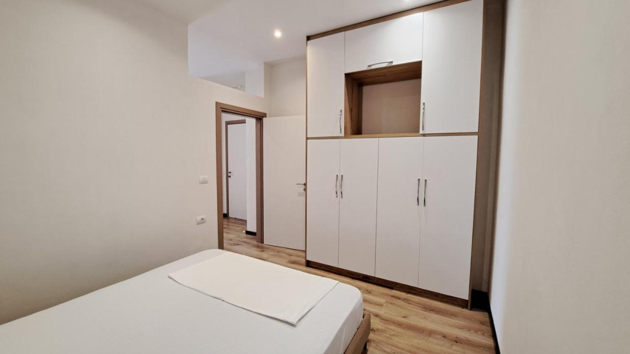 Apartaments Rraku Sarandë 외부 사진