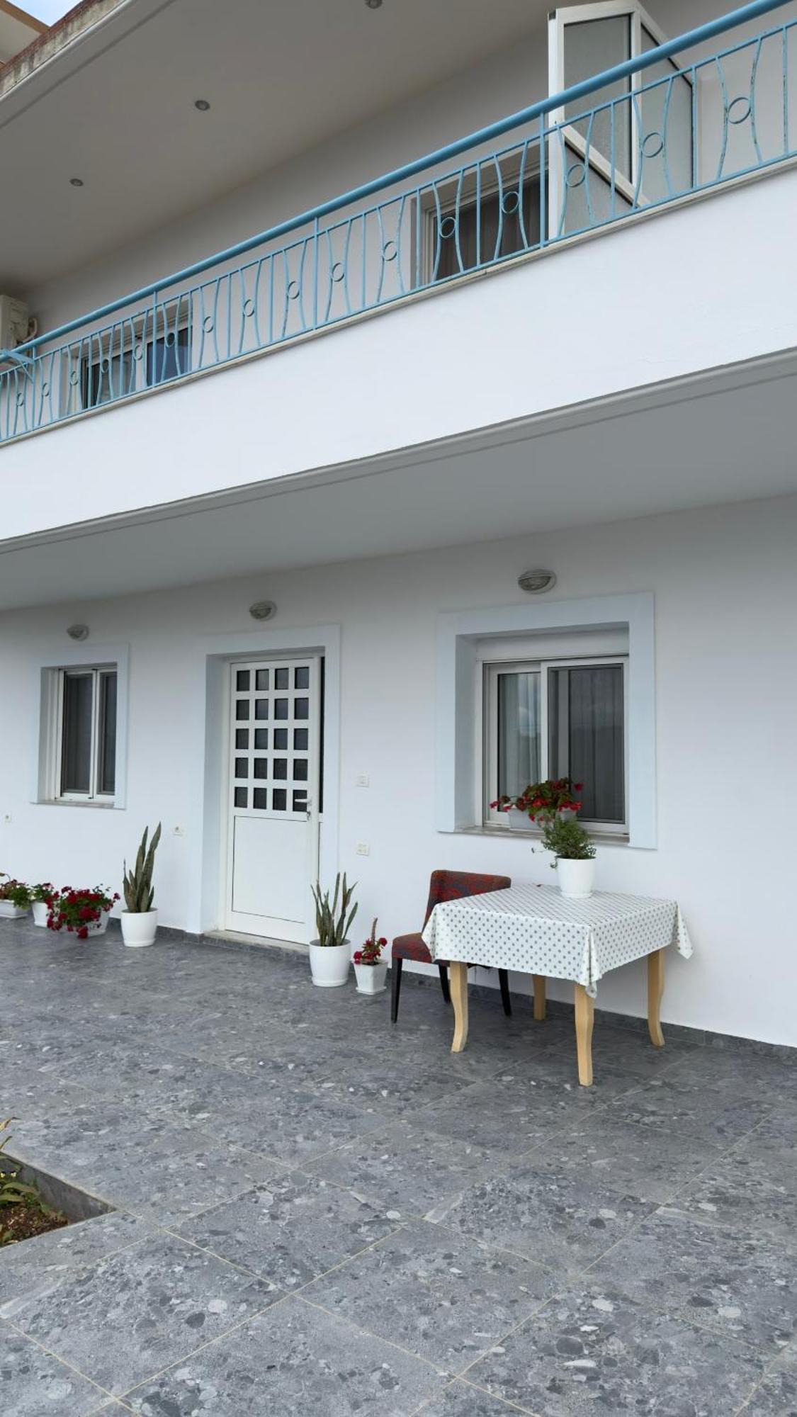 Apartaments Rraku Sarandë 외부 사진