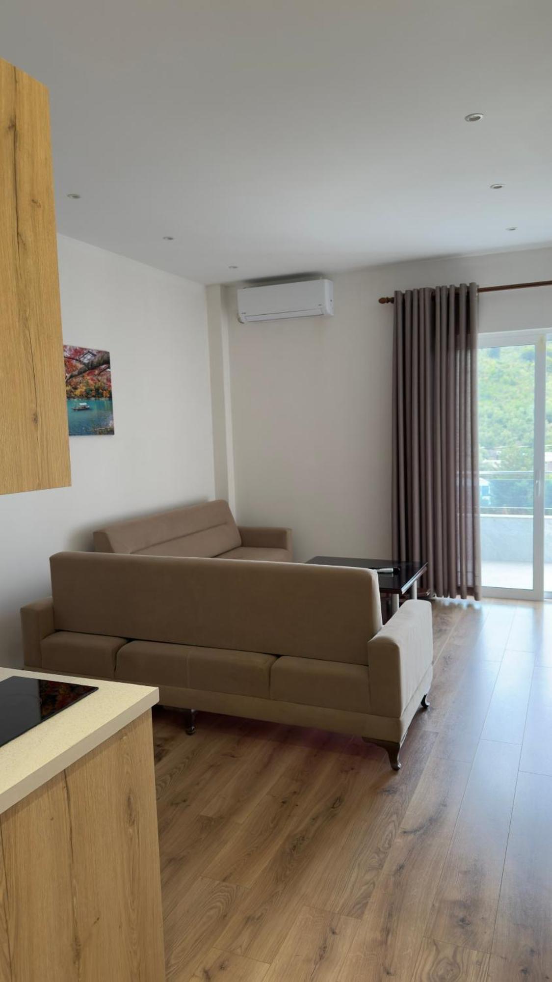 Apartaments Rraku Sarandë 외부 사진
