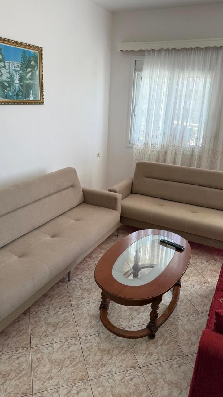 Apartaments Rraku Sarandë 외부 사진